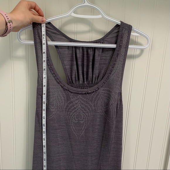 Lululemon Run: Silver bullet sleeveless tech - Picture 9 of 14